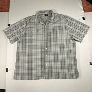 SCOTTeVEST Shirt Mens XL Black Gray Plaid Button Up Performance Travel Pockets